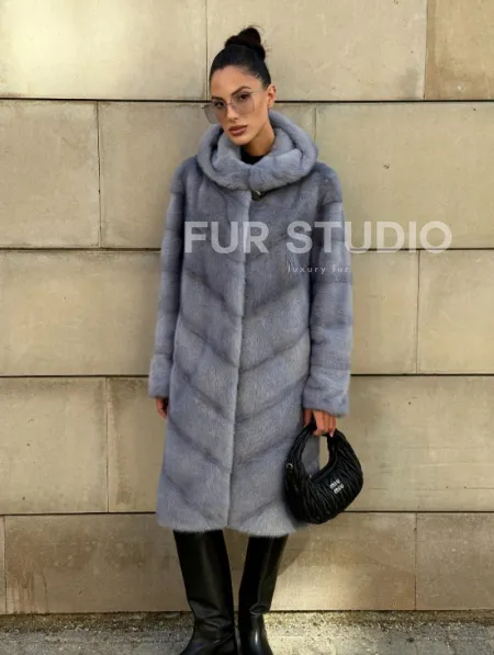 Шуба midi из меха норки с капюшоном, рукава трансформер - фото 13