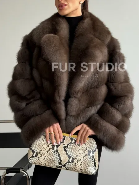 Шуба из куницы с английским воротником - фото 2