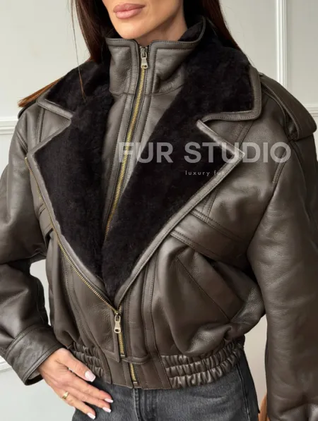 Стильная куртка - дубленка из овчины - фото 1