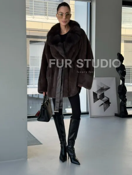 Норковое автоледи с воротником из куницы - фото 5