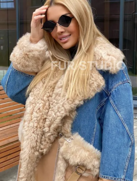 Куртка джинсовая с отделкой из натуральной овчины - фото 1