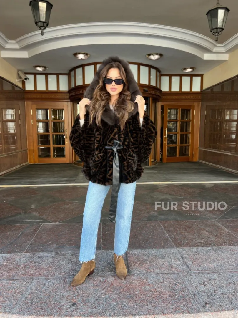 Пончо из скандинавской норки с принтом - фото 3