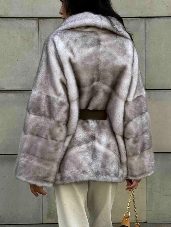 Укороченная шуба из меха норки модель кимоно - цвет колотый лед - фото 7