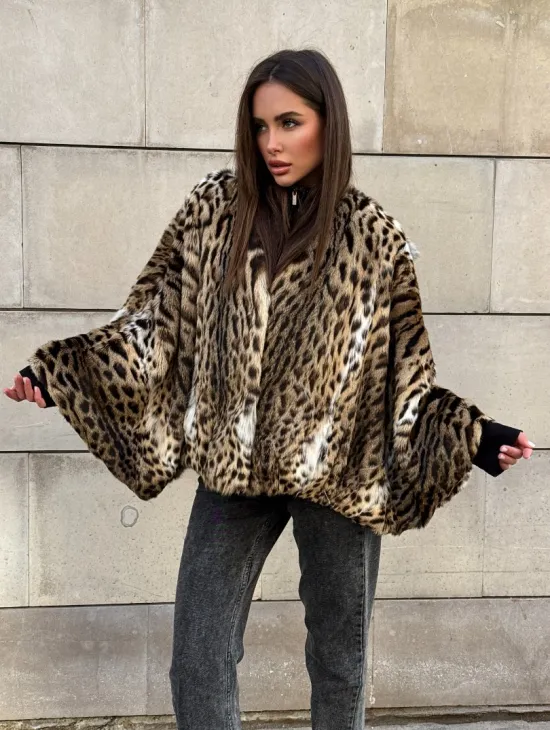 Женское манто из меха оцелота с потайным поясом - модель «Летучая мышь» - фото 4