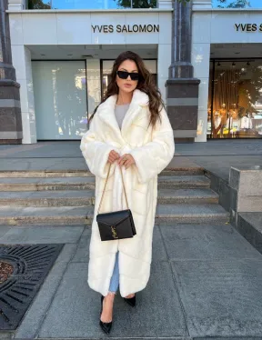 Белая норковая шуба с поясом - в аукционной норке - фото 3