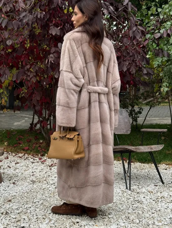 Длинная норковая шуба с поясом - фото 3