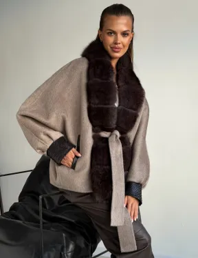 Пальто с мехом финского песца - фото 6