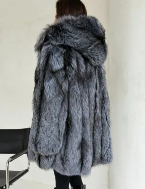 Шуба из натурального меха чернобурки с капюшоном - фото 5