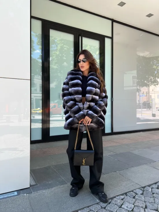 Шуба из меха шиншиллы с шалевым воротником - фото 4