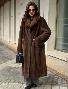 Шуба из меха норки в натуральном цвете под соболь - фото 1