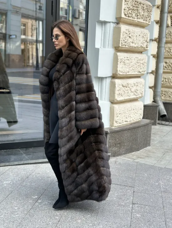 Шуба из баргузинского соболя в пол - фото 0